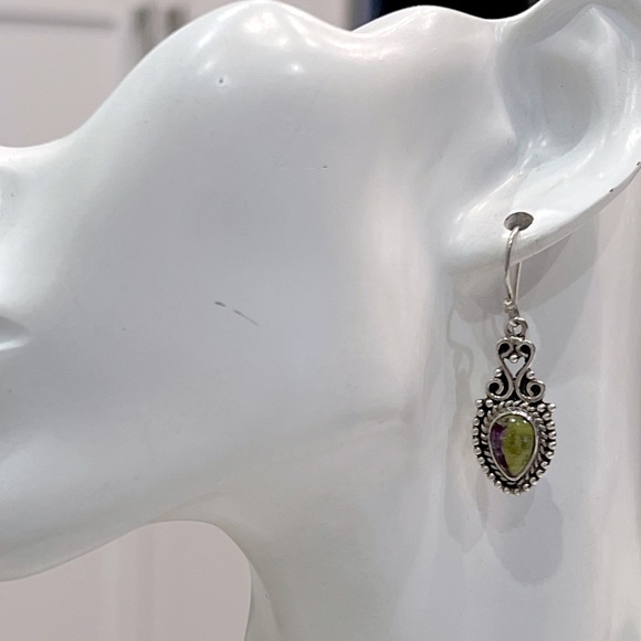 Tasmanian Stichtite Sterling Silver Drop Earring - Picture 6 of 10